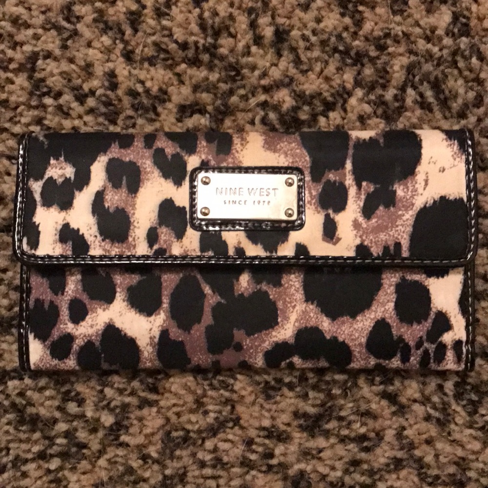 Nine West cheetah print wallet